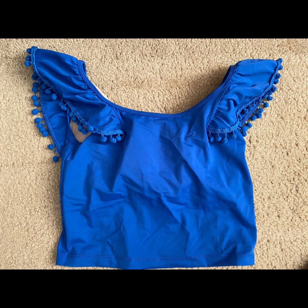 Kortni Jeane Medium Flounce Top